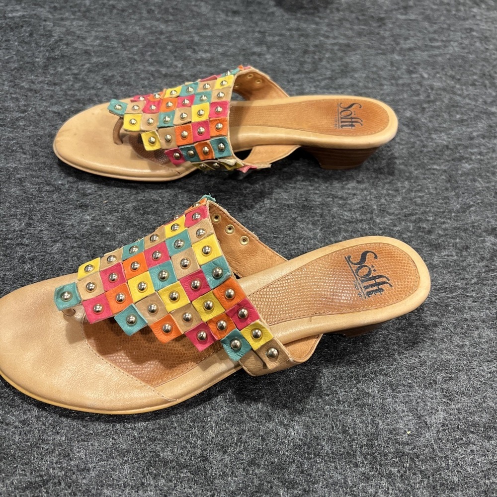 Sofft Studded Multicolor Leather Kitten Heel Slipon Sandal Size 8 Bohemian Comfy - Picture 3 of 9